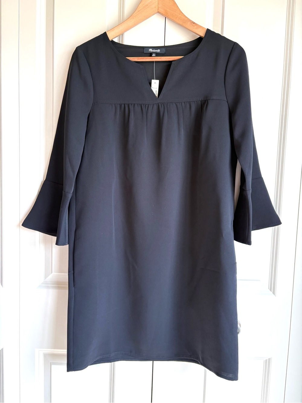 NWT Madewell Starland Bell-Sleeve Dress in Black Smock Dress Academia Size XS